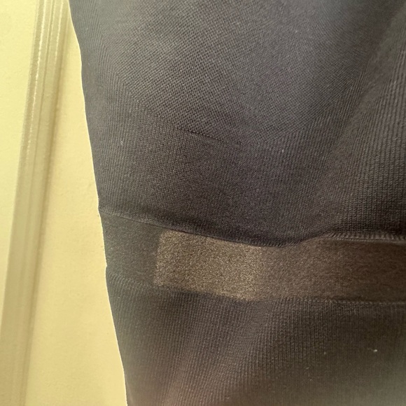 Nike crop top - Picture 3 of 7